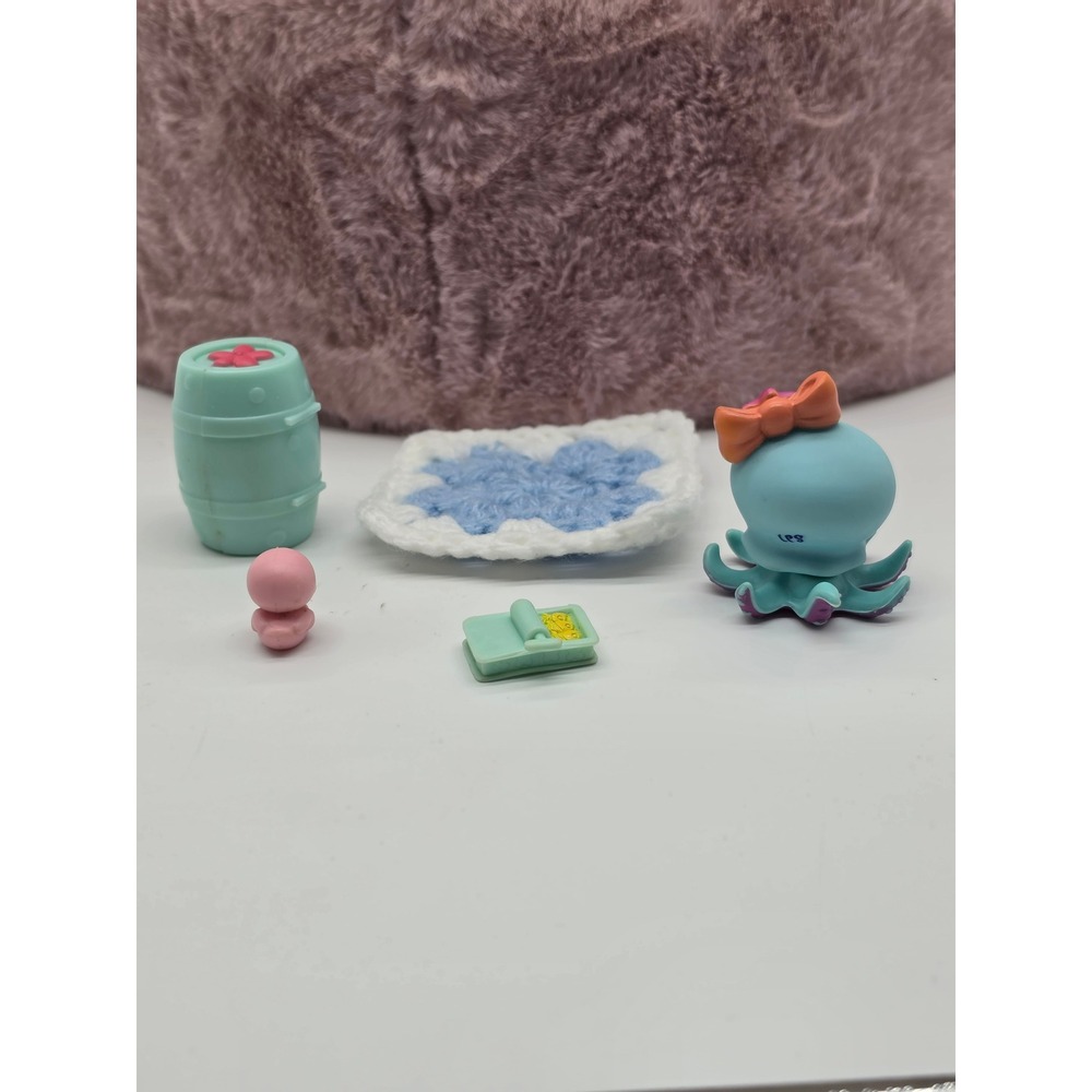 Littlest Pet Shop Octopus Dollhouse Accessory Figure Lot #2237 - Picture 8 of 14